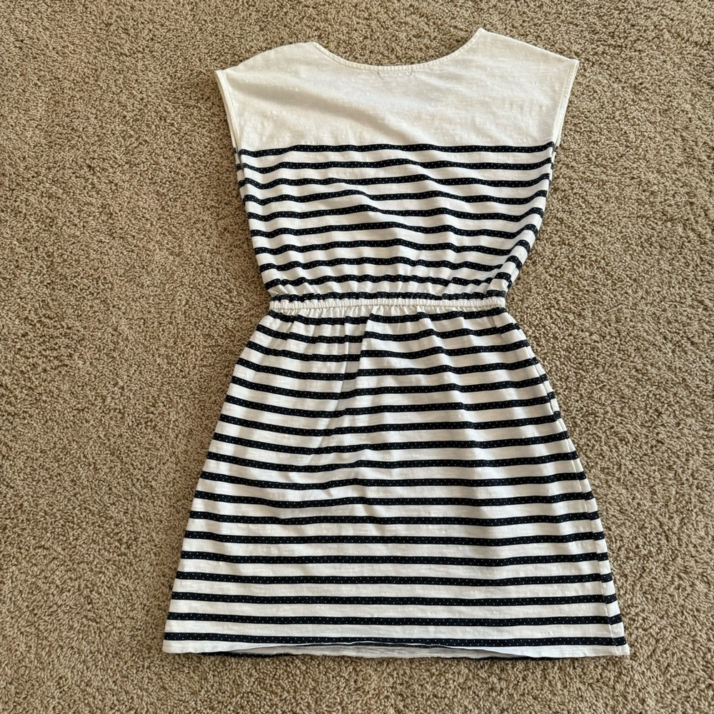 GAP navy & white striped knit dress w/ on seam pockets & stretch waist Size S - Picture 5 of 6